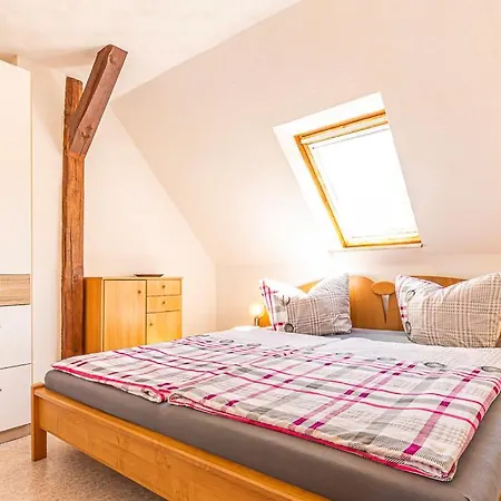 Am Walnussbaum 아파트 Parchtitz